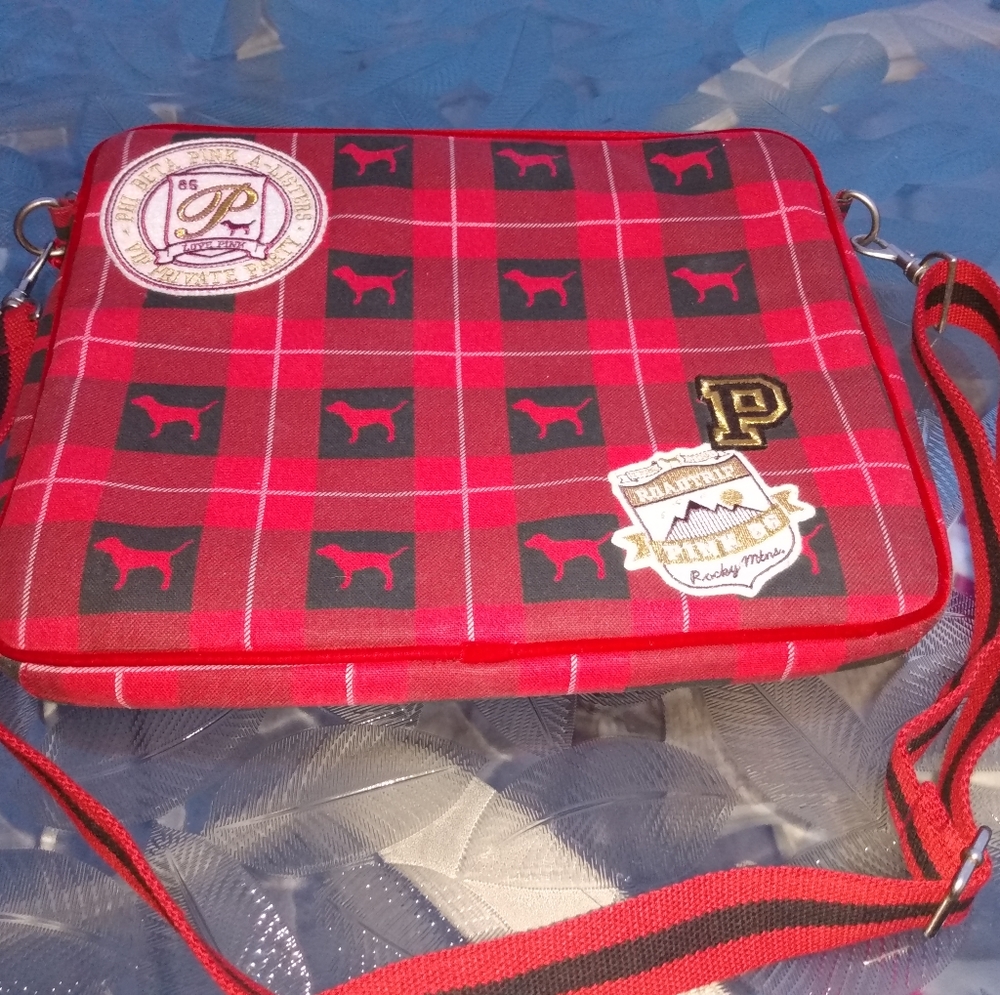 **SOLD ON Ⓜ️** Vintage Laptop Case 🔥 - Picture 3 of 12
